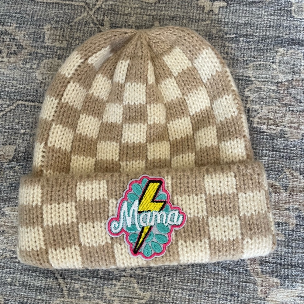 Mama hat